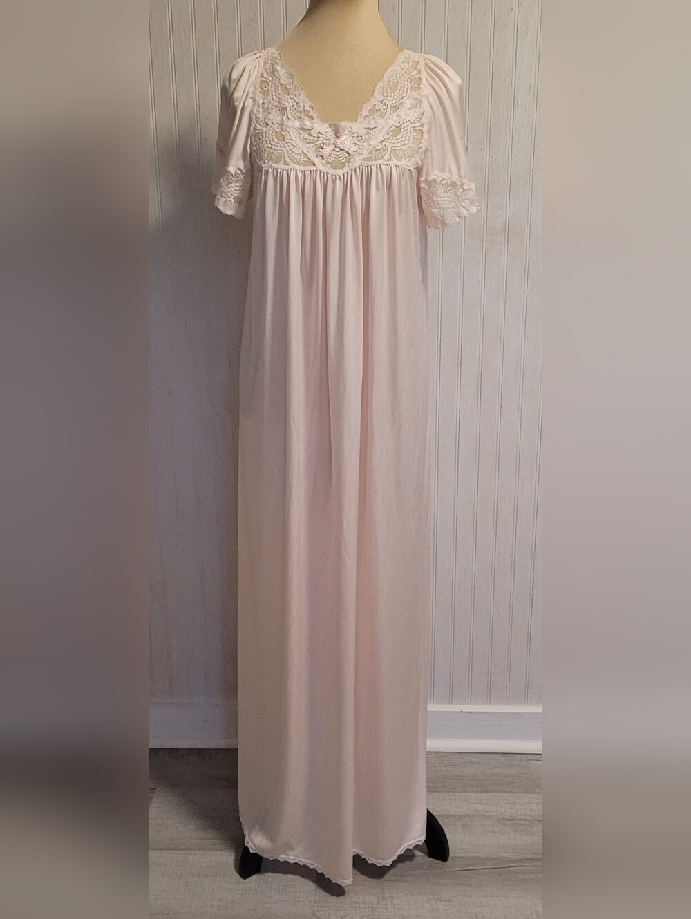Vintage Shadowline Lace Trim Short Sleeve Maxi Nightgown Pink Small